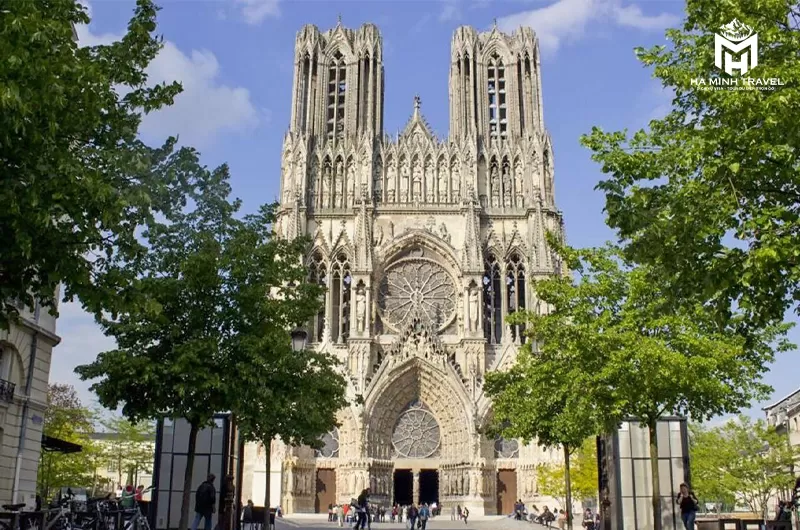 Tour châu Âu: HÀ LAN - ĐỨC – LUXEMBOURG - PHÁP – BỈ – HÀ LAN (9N9Đ)