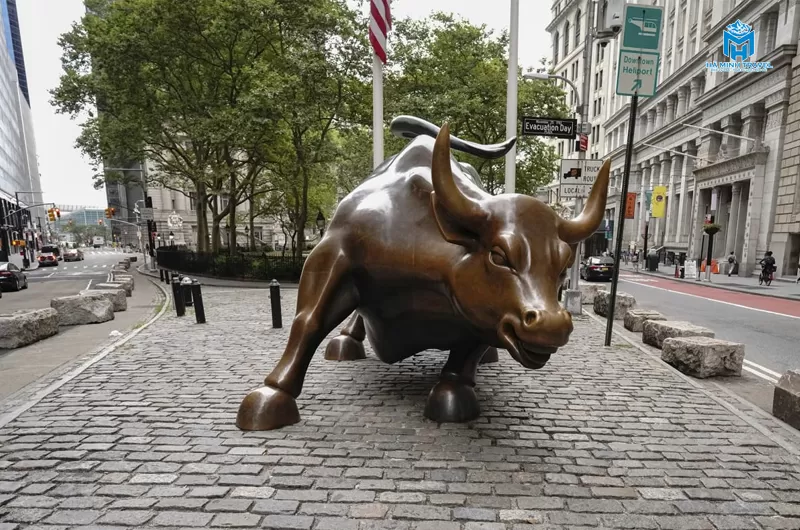 Charging Bull
