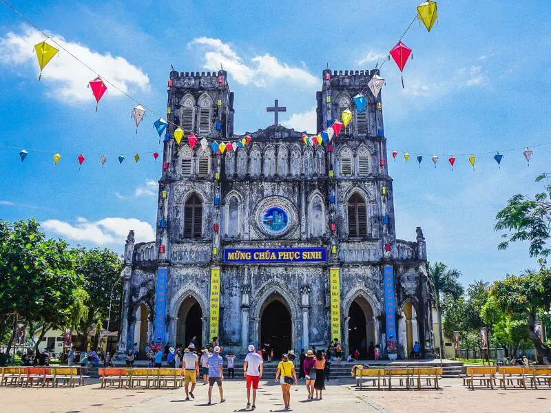 Tour Đảo Bình Ba - Đảo Tôm Hùm Nha Trang Trọn Ngày Giá Rẻ