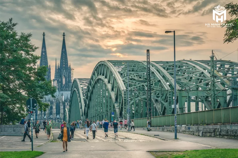 Tour châu Âu (EU.02): PHÁP - BỈ - HÀ LAN - LUXEMBOURG - ĐỨC (9N8Đ)