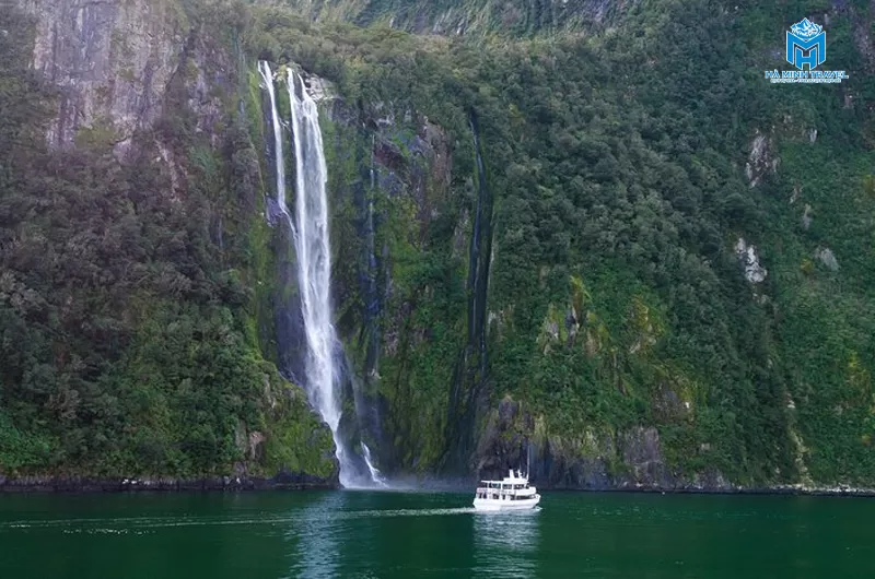 Tour New Zealand 30/4 (9N8Đ)