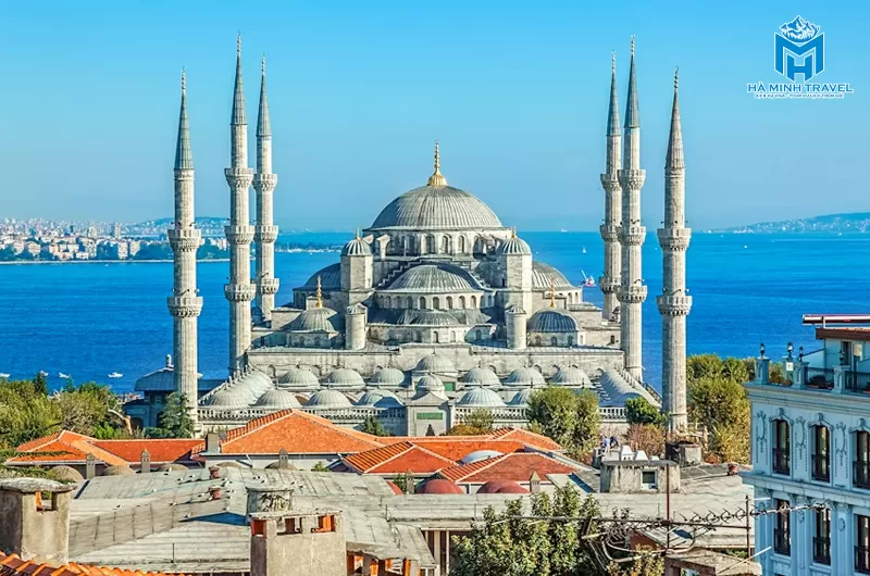 Tour Thổ Nhĩ Kỳ: ÇANAKKALE – KUŞADASI – PAMUKKALE – CAPPADOCİA – ISTANBUL (8N7Đ)