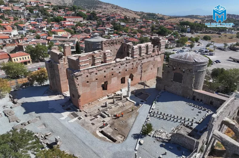 Tour Thổ Nhĩ Kỳ: ÇANAKKALE – KUŞADASI – PAMUKKALE – CAPPADOCİA – ISTANBUL (8N7Đ)